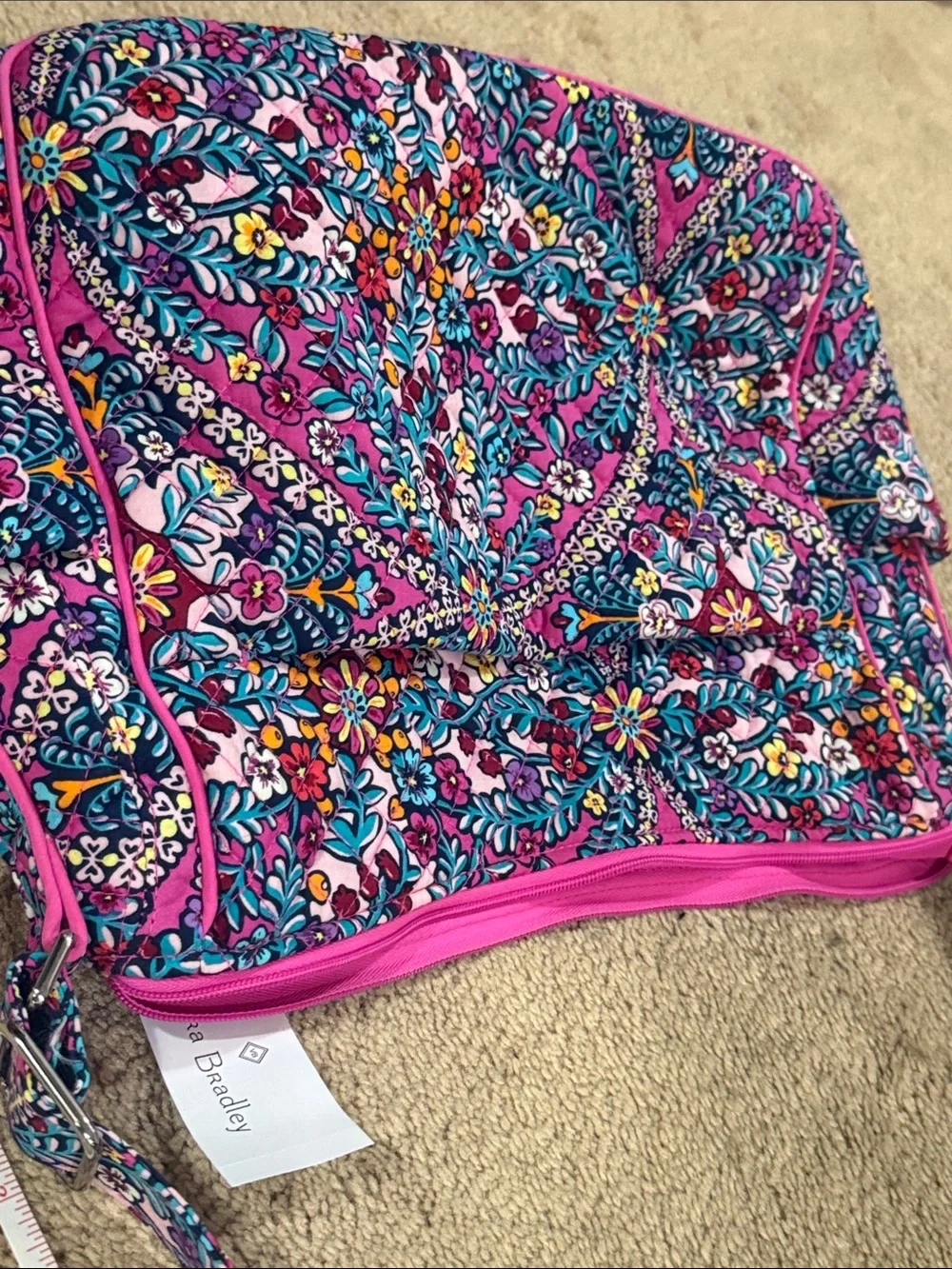 WOW POSHMARK - Authentic Vera Bradley NWT Iconic Large On The Go Crossbody!